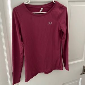 Under armor heat gear long sleeve, Size xs